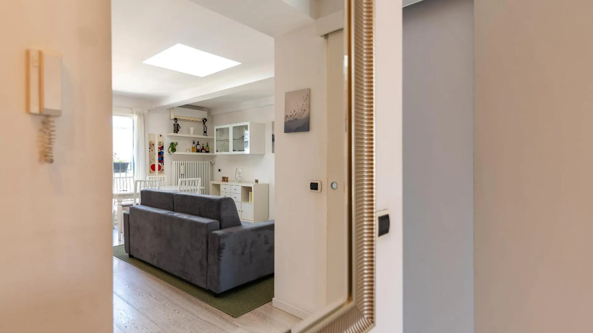 10 Minuti Da Stazione Milano Centrale Apartment  Milan